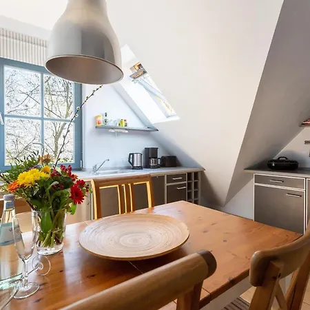 Strandhaus - 2 Вустров