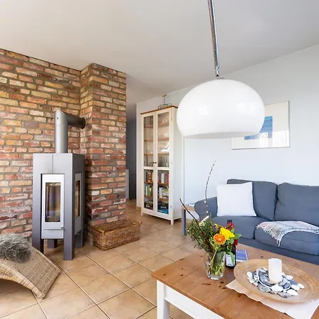 Апартаменты Strandhaus - 2 *