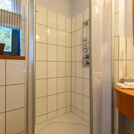 Апартаменты Strandhaus - 2 Вустров